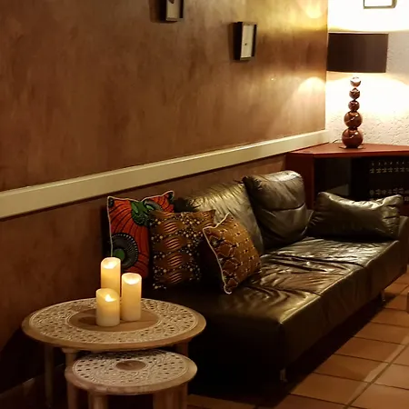 & Restaurant Le Saint Jean 2* Каржез