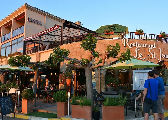 Hotell & Restaurant Le Saint Jean 2*