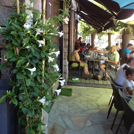 호텔 & Restaurant Le Saint Jean