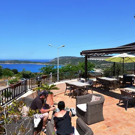 & Restaurant Le Saint Jean 2* Cargèse