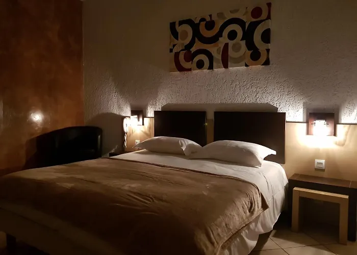 ホテル & Restaurant Le Saint Jean