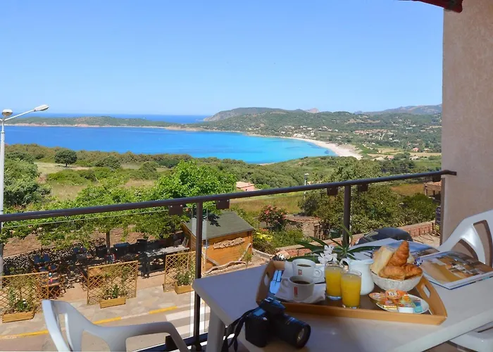 & Restaurant Le Saint Jean カルジェーズ